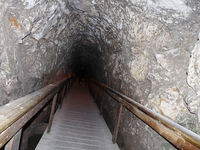 Megiddo: Horizontal tunnel