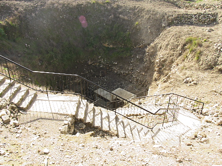 Megiddo: Top steps to reservoir